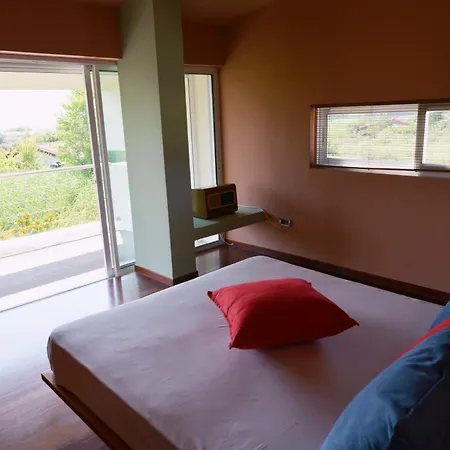 Temptation 卡梅纳维洛拉